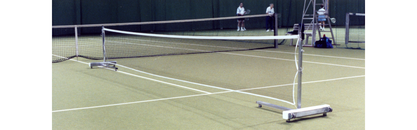 Kinder tennis/badmintoninstallatie