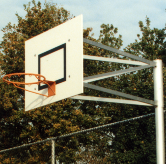 Aluminium basketbalpaal uitneembaar