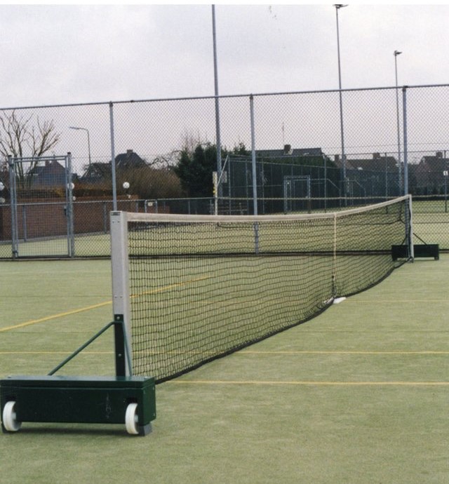 Verrolbare tennis-netpalen